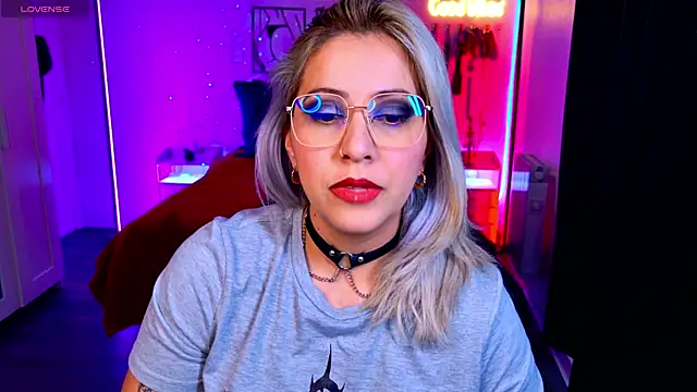 blackwidow s1 online show from April 2026 04:53:02 PM