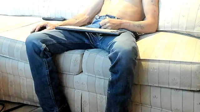 jayshort786 online show from September 2025 02:57:02 AM