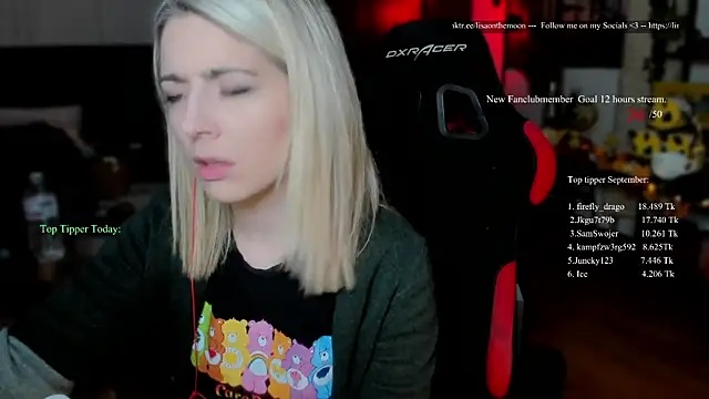 Lisaonthemoon online show from October 2025 07:20:02 PM