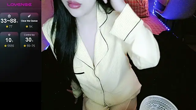  Viviann  online show from October 2025 03:24:01 PM