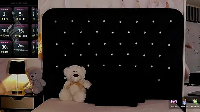 Snapshot of OliviaShaw23 chatting on September 2025 08:24:02 PM OliviaShaw23 online show from September 2025 08:24:02 PM