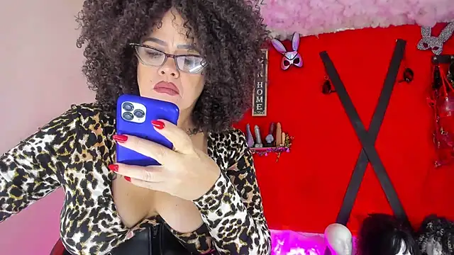 jena derboo online show from June 2026 10:50:02 AM
