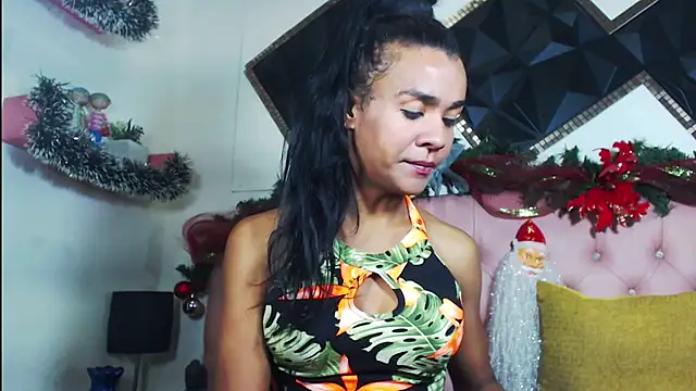 andrea safeira doll online show from December 2025 10:07:01 PM