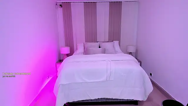 Leah Grey online show from November 2025 11:31:02 AM