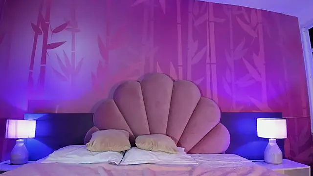 Lezy  online show from January 2025 07:41:02 PM