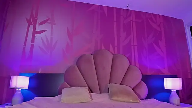 Lezy  online show from January 2025 07:51:01 PM