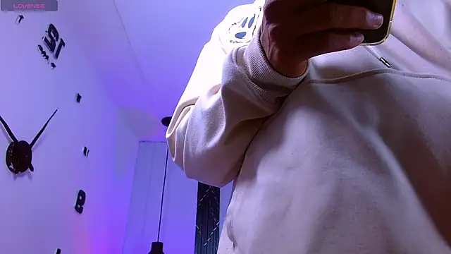 Damar fhelipe online show from October 2025 04:24:01 AM