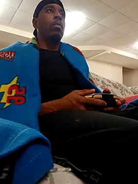 Snapshot of moonandthesun chatting on January 2026 05:11:01 AM moonandthesun online show from January 2026 05:11:01 AM