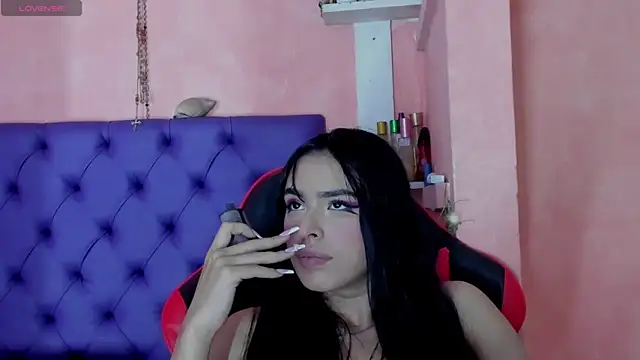 Snapshot of Cloeandtyfanny chatting on January 2025 09:02:01 AM Cloeandtyfanny online show from January 2025 09:02:01 AM