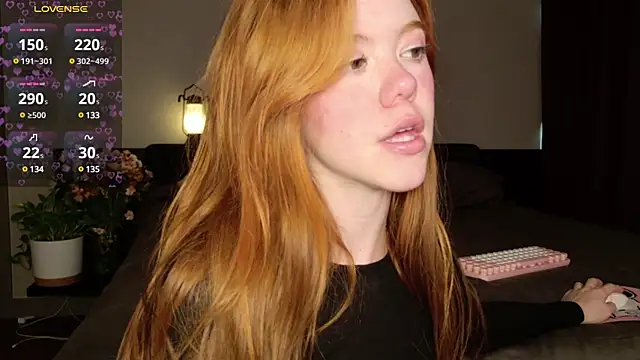 Snapshot of Teya_New chatting on March 2025 07:42:02 AM Teya New online show from March 2025 07:42:02 AM