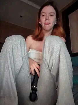Snapshot of Teya_New chatting on September 2025 04:01:02 AM Teya New online show from September 2025 04:01:02 AM