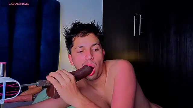 Snapshot of Issac_james_ chatting on April 2026 03:34:02 AM Issac james online show from April 2026 03:34:02 AM