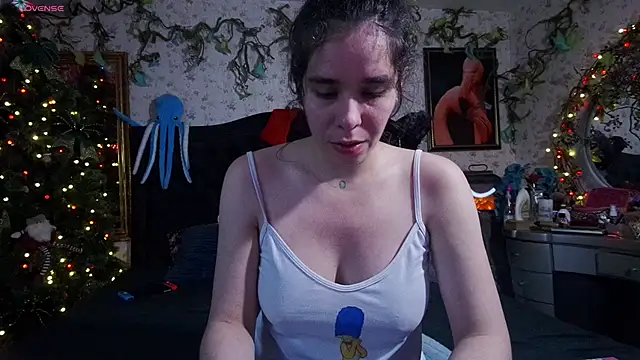 Elizabeth77  online show from December 2024 10:13:01 AM