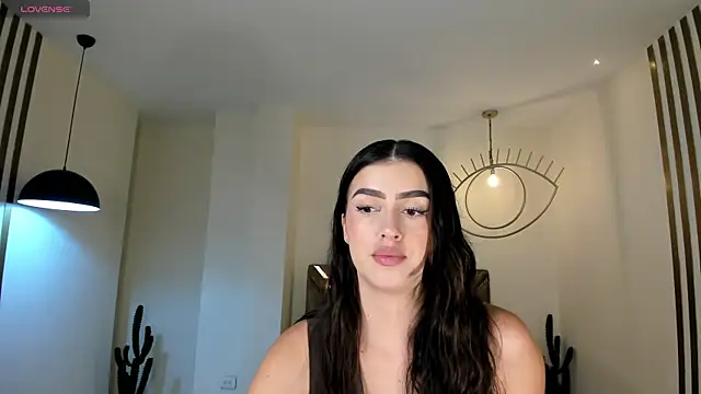 PaulinaSantos  online show from May 2026 07:41:01 PM