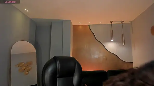 PaulinaSantos  online show from May 2026 08:25:02 PM