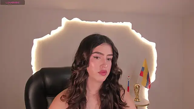 PaulinaSantos  online show from June 2026 08:22:01 PM