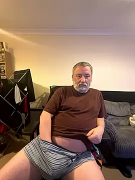 Snapshot of LondonTeffy chatting on December 2024 10:12:01 PM LondonTeffy online show from December 2024 10:12:01 PM