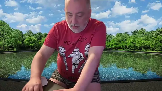 Snapshot of LondonTeffy chatting on December 2024 10:43:02 PM LondonTeffy online show from December 2024 10:43:02 PM