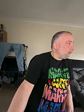 Snapshot of LondonTeffy chatting on December 2024 10:16:02 PM LondonTeffy online show from December 2024 10:16:02 PM