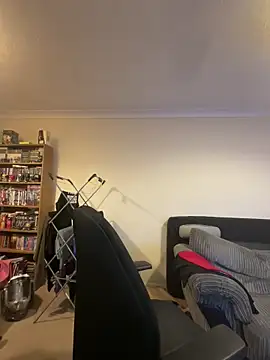 Snapshot of LondonTeffy chatting on January 2025 10:34:01 PM LondonTeffy online show from January 2025 10:34:01 PM