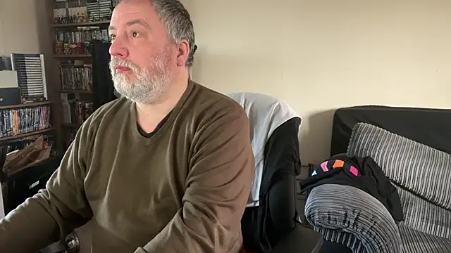 Snapshot of LondonTeffy chatting on February 2025 12:37:01 PM LondonTeffy online show from February 2025 12:37:01 PM