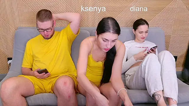 Snapshot of Ksenny chatting on June 2026 06:48:02 AM Ksenny online show from June 2026 06:48:02 AM