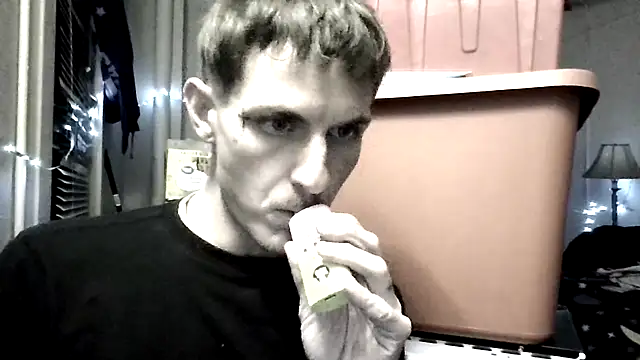 Snapshot of Paulhenry chatting on November 2025 04:40:02 AM Paulhenry online show from November 2025 04:40:02 AM