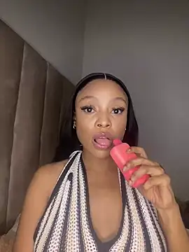 SexyDee025 online show from March 2025 02:10:02 PM