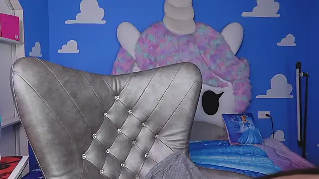 miss keisi online show from March 2026 06:16:02 PM