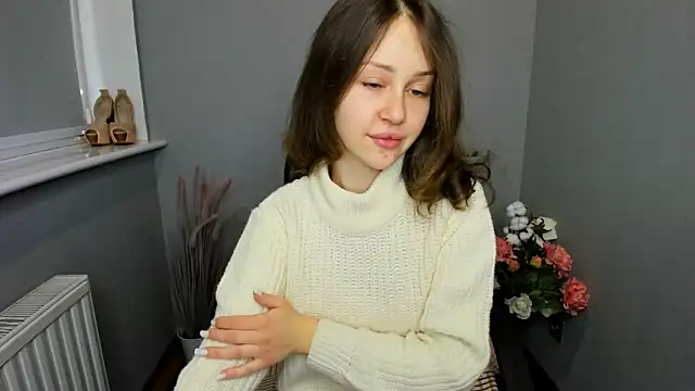 Snapshot of AfinaCutie chatting on March 2025 07:30:01 AM AfinaCutie online show from March 2025 07:30:01 AM