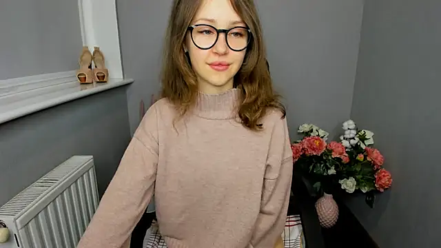 Snapshot of AfinaCutie chatting on March 2025 07:15:01 AM AfinaCutie online show from March 2025 07:15:01 AM