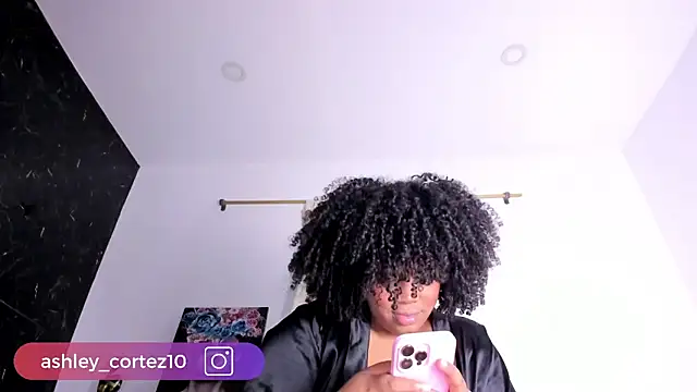 ashley crotez online show from February 2025 11:58:02 PM