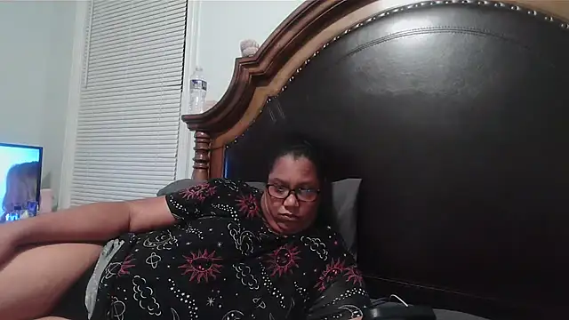 ebonyred online show from November 2025 02:57:02 AM