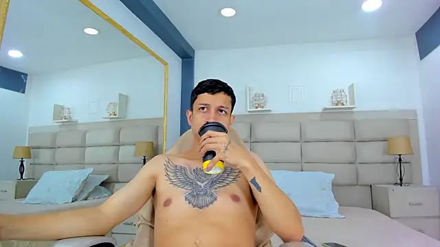 Snapshot of AgarEvans chatting on December 2025 05:03:01 AM AgarEvans online show from December 2025 05:03:01 AM