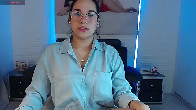 Lolitta xxx online show from December 2025 06:53:02 AM