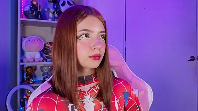 Snapshot of EmilyMiller_ chatting on December 2025 04:00:01 PM EmilyMiller online show from December 2025 04:00:01 PM