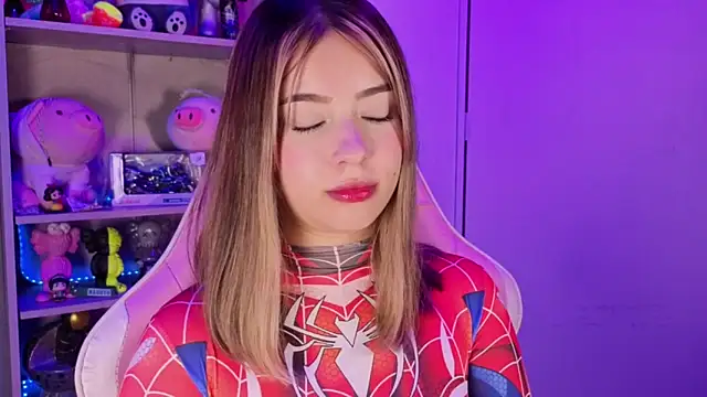 EmilyMiller  online show from March 2026 02:32:01 PM