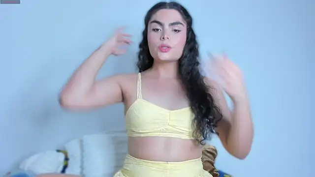 cheryl blossom69 online show from December 2025 01:32:02 AM