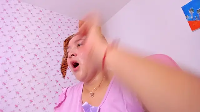 Soyqueen online show from April 2026 07:58:01 AM