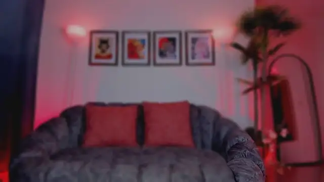 Taylor  foxxx online show from September 2025 04:49:01 AM