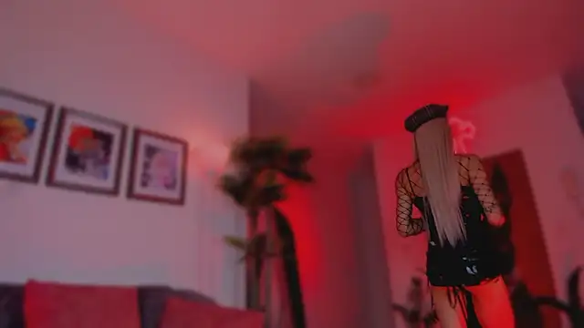 Snapshot of Taylor__foxxx chatting on February 2026 05:28:02 AM Taylor foxxx online show from February 2026 05:28:02 AM