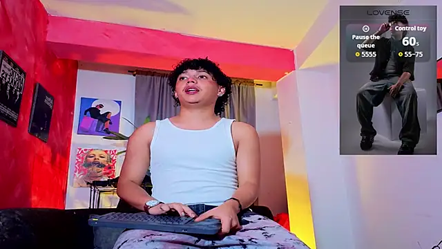 Snapshot of GaelOconner chatting on March 2026 03:32:01 AM GaelOconner online show from March 2026 03:32:01 AM