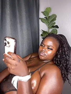 Honeycoco0211 online show from October 2025 08:06:02 PM