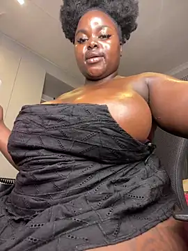 Honeycoco0211 online show from May 2026 07:30:01 PM