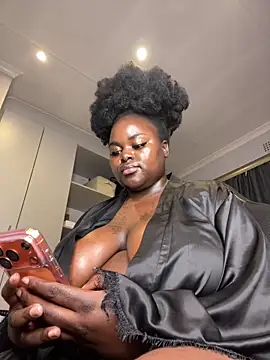 Honeycoco0211 online show from May 2026 07:54:01 PM