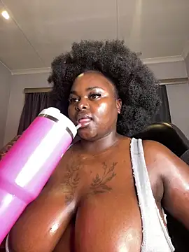 Honeycoco0211 online show from June 2026 08:02:01 PM