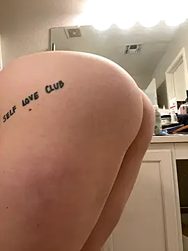 ItsKittybitch online show from December 2024 09:12:01 PM