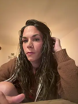 Snapshot of Lady_Knaller chatting on April 2026 07:38:02 PM Lady Knaller online show from April 2026 07:38:02 PM