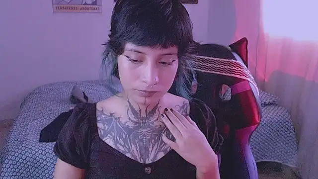 Snapshot of _Apola_77 chatting on December 2024 10:20:01 PM Apola 77 online show from December 2024 10:20:01 PM