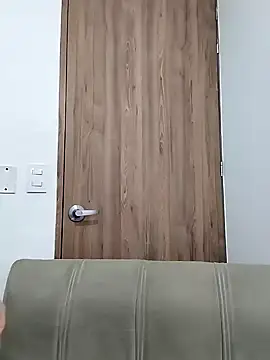 Danzel1105 online show from December 2024 02:16:02 PM